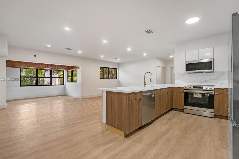 450 NW 140th Street