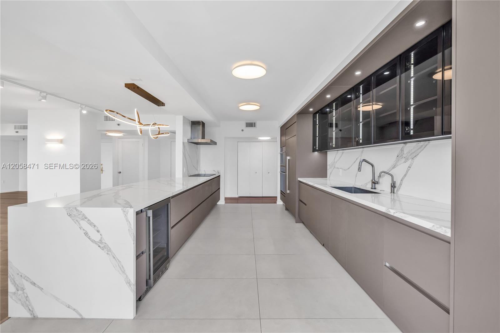 9 Island Avenue