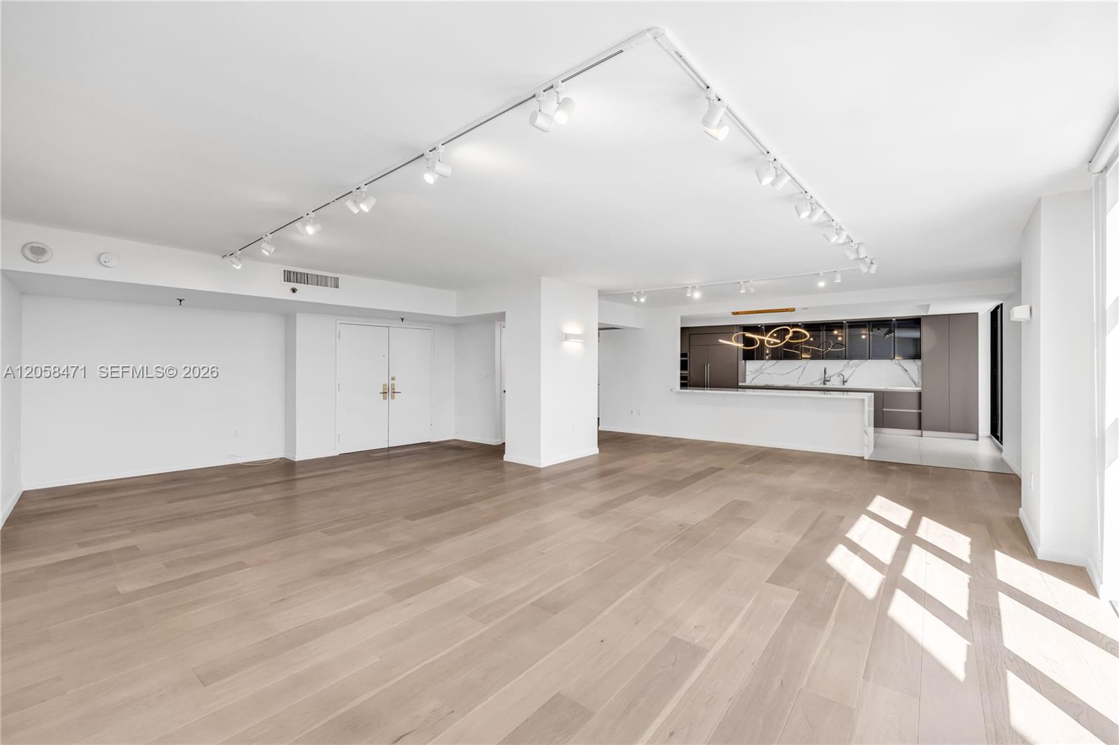 9 Island Avenue