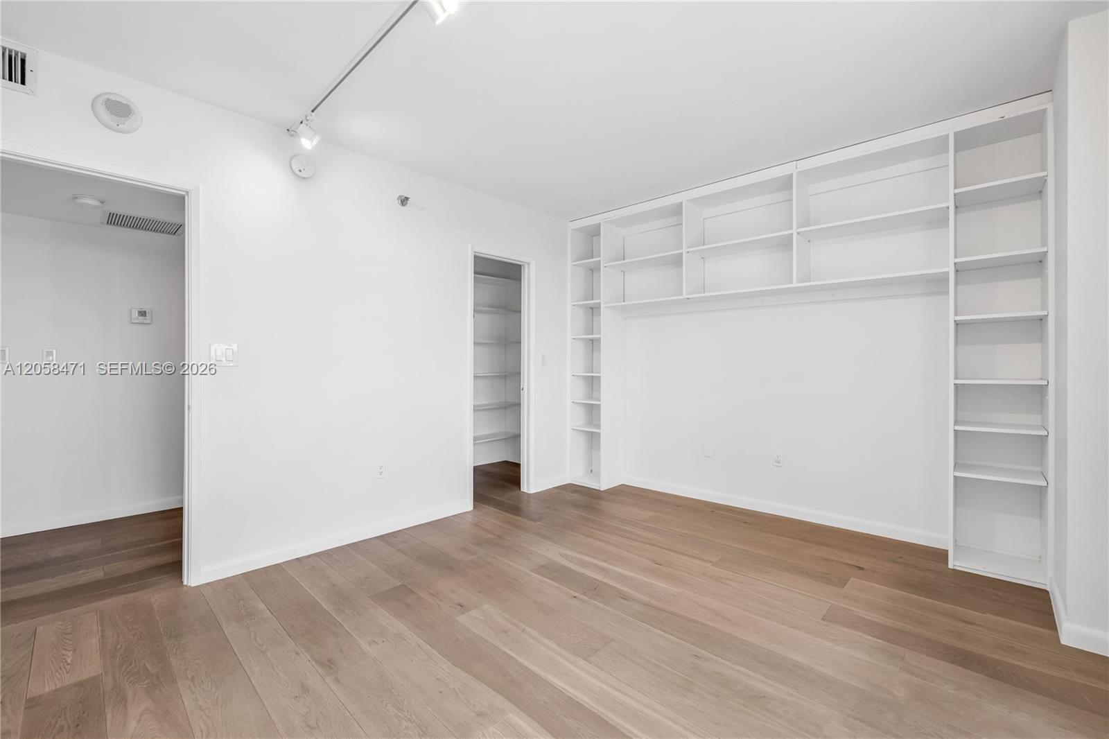 9 Island Avenue