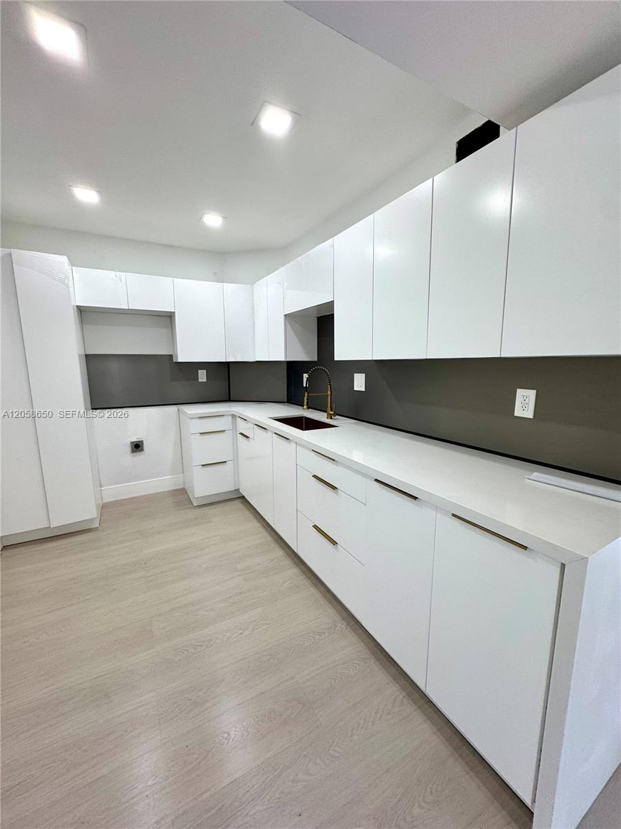 300 Bayview Drive