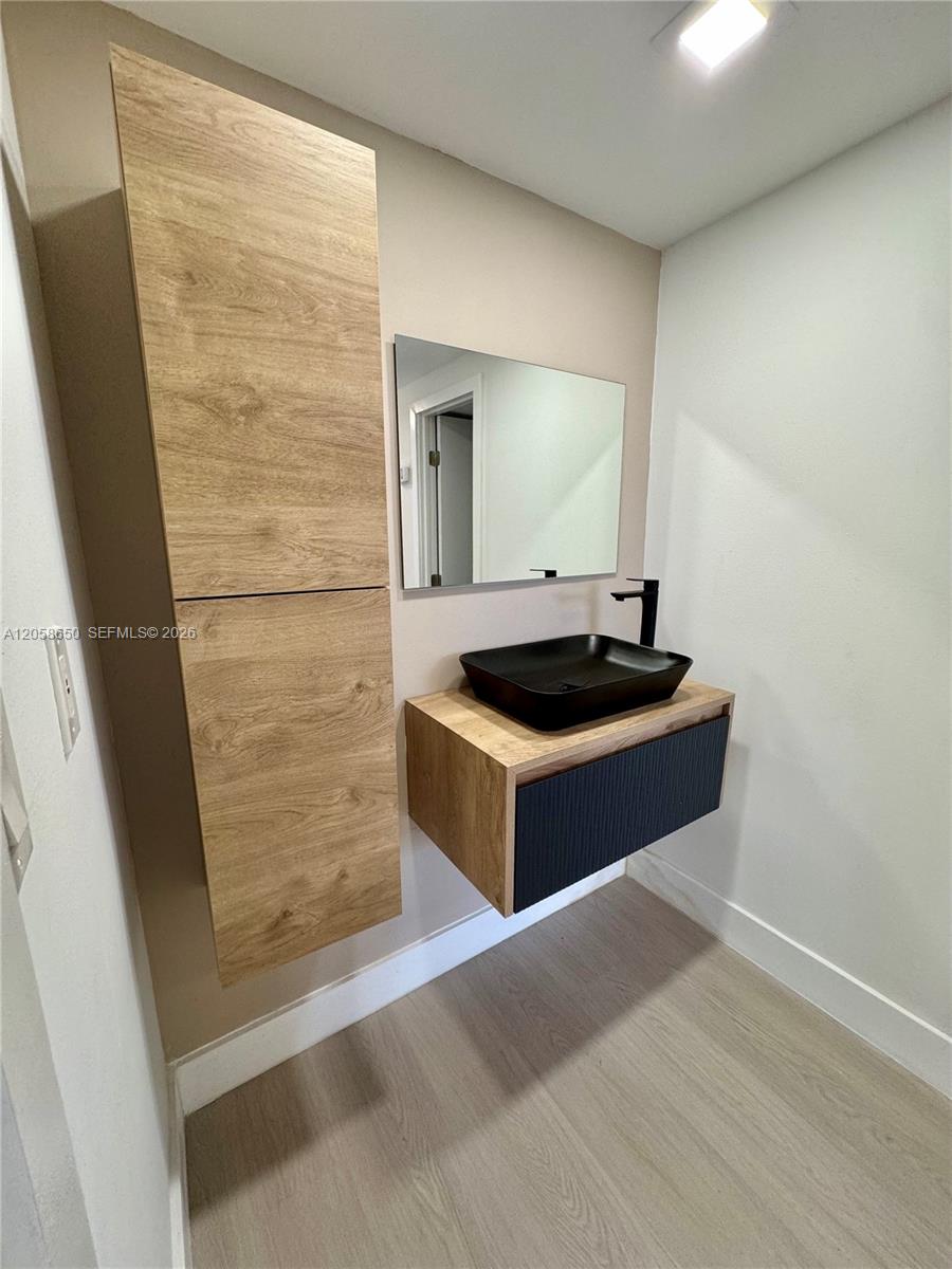 300 Bayview Drive
