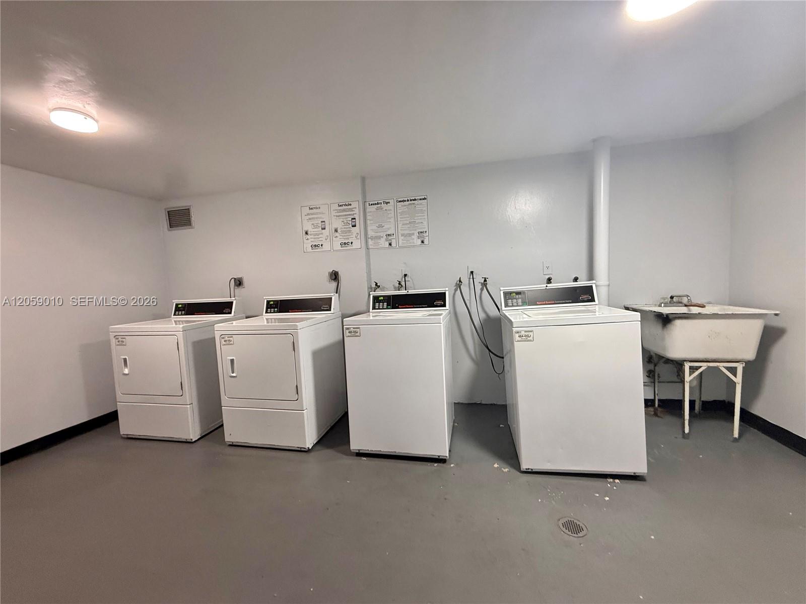 1351 NE Miami Gardens Drive