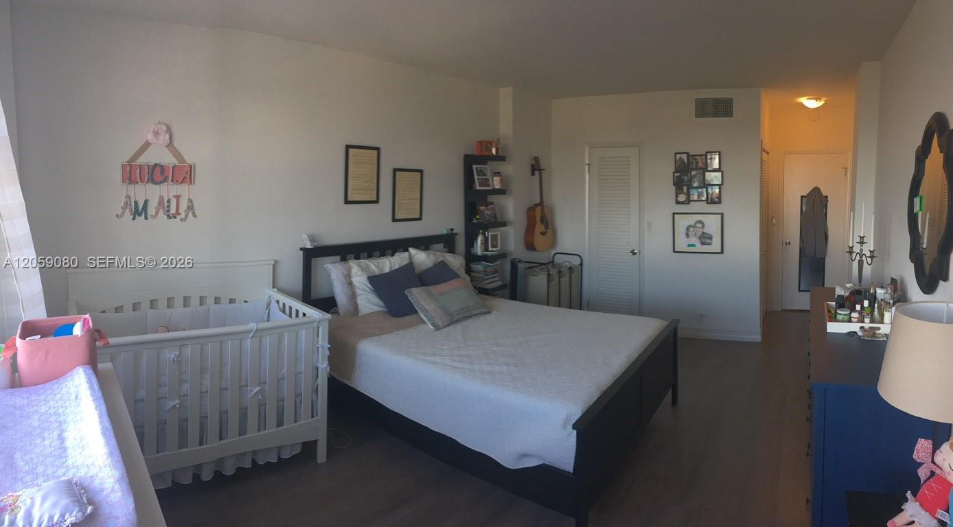 1455 N Treasure Drive gallery image #15