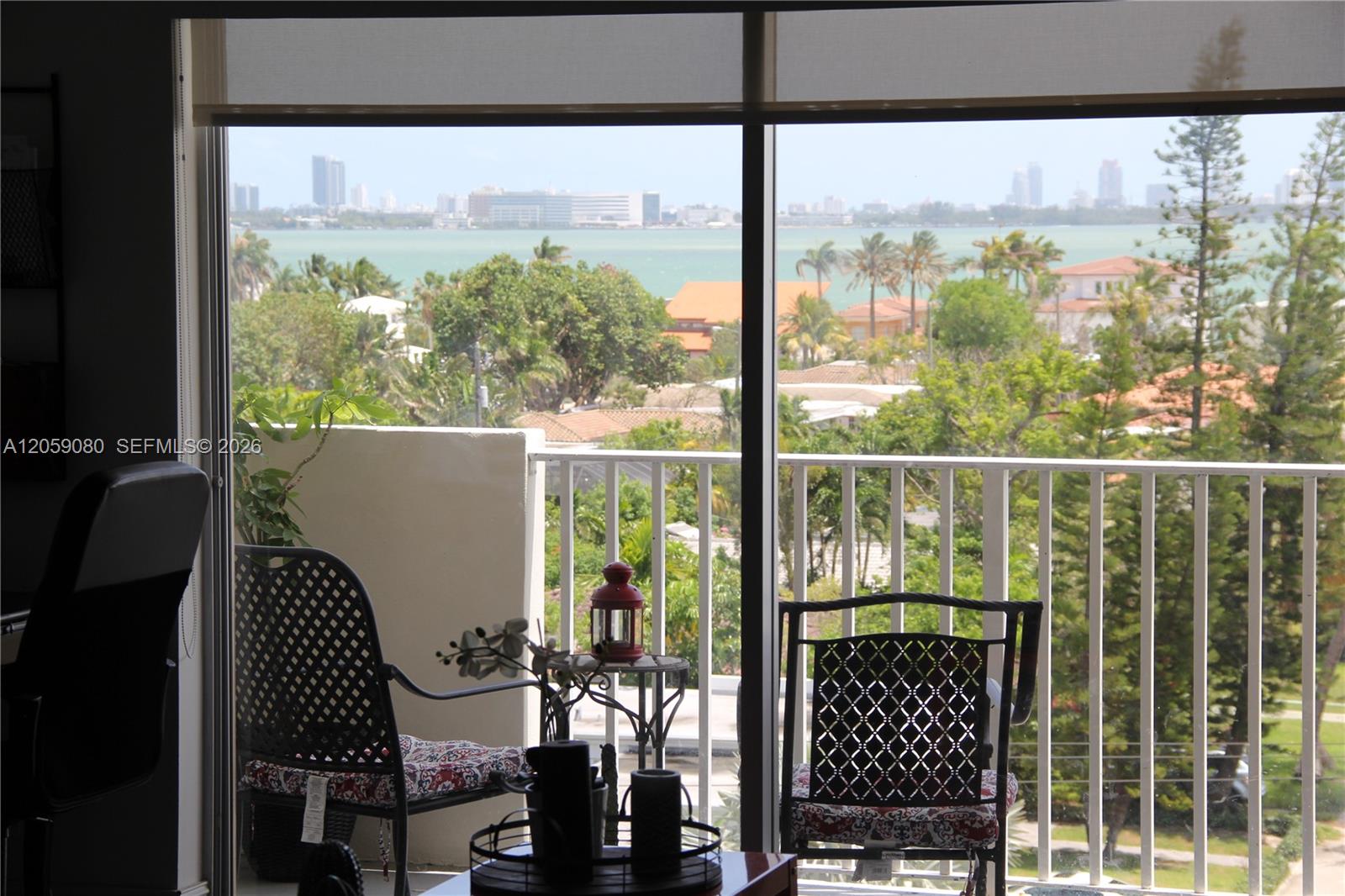 1455 N Treasure Drive gallery image #5