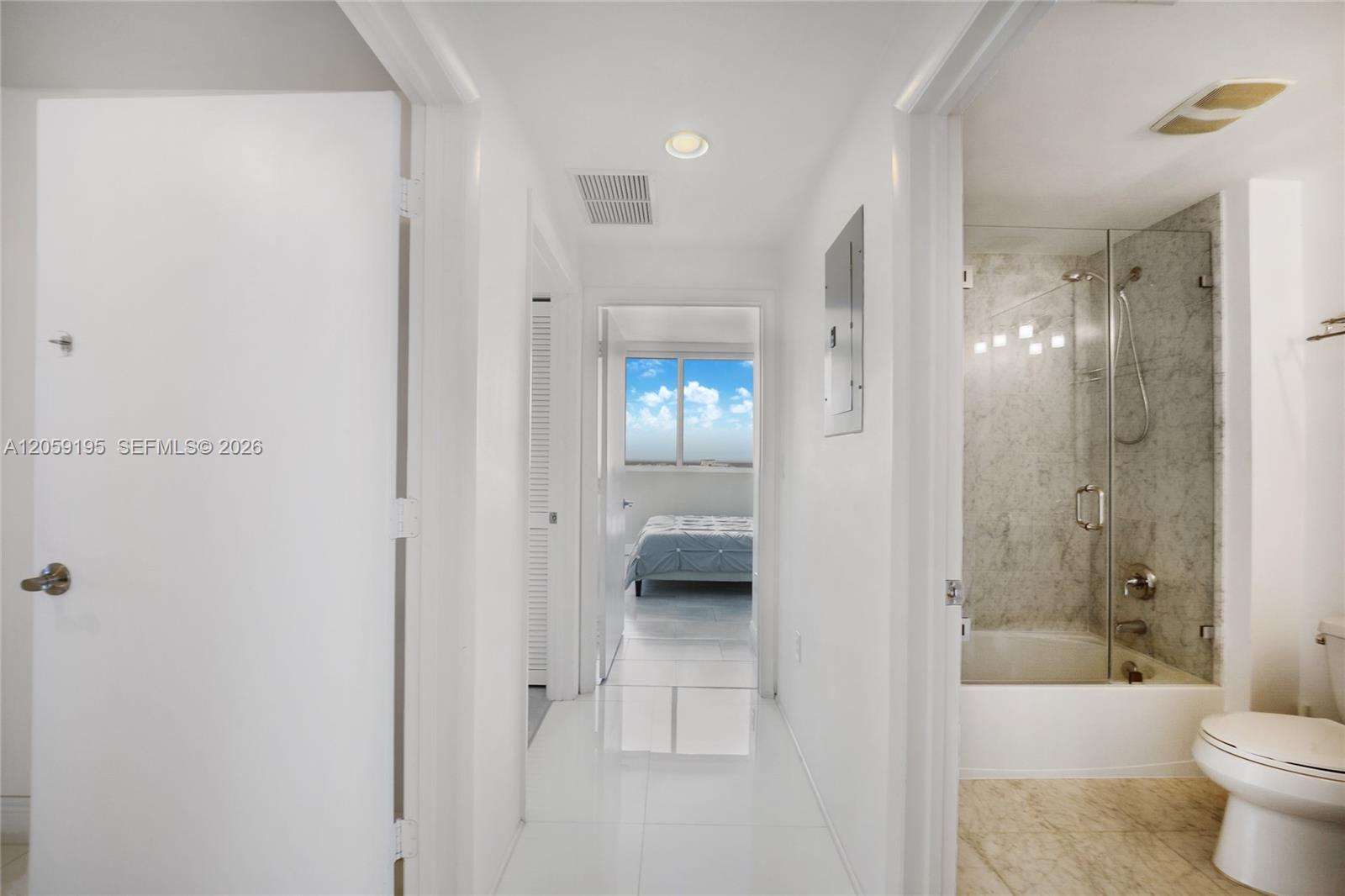 253 NE 2nd Street