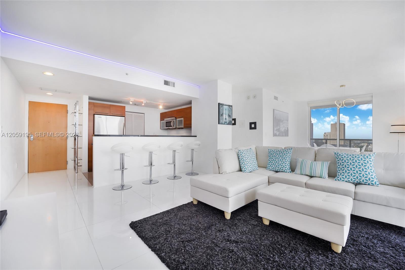 253 NE 2nd Street