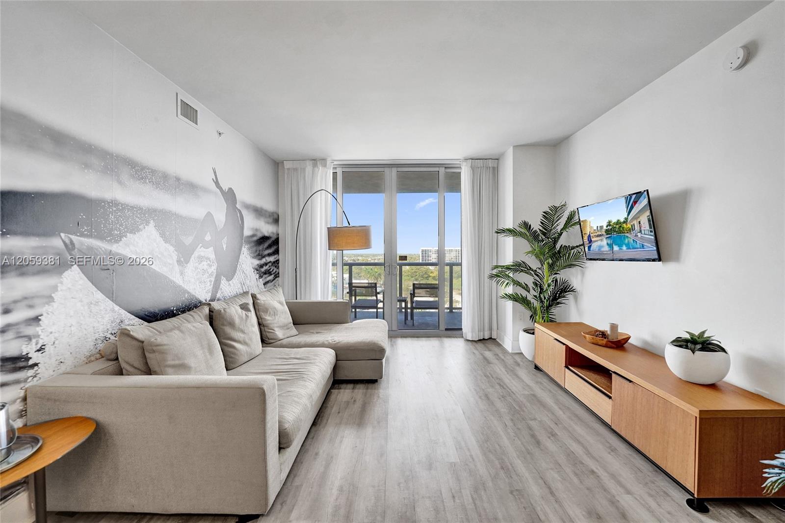 2602 E Hallandale Beach Boulevard