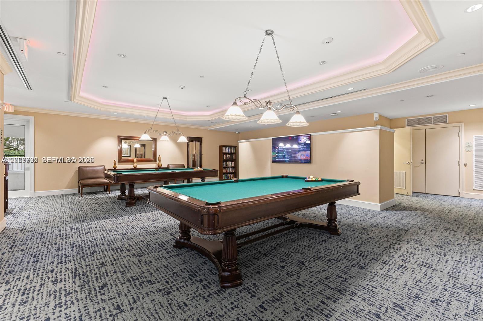 19900 E Country Club Drive