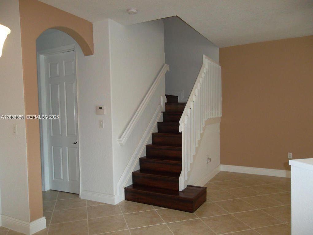 208 Lake Monterey Circle gallery image #6
