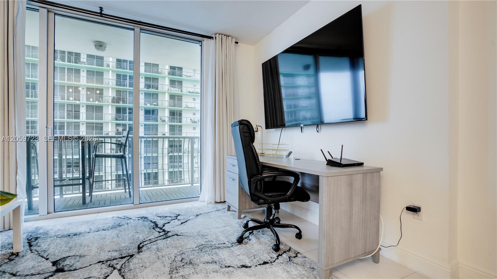 1750 N Bayshore