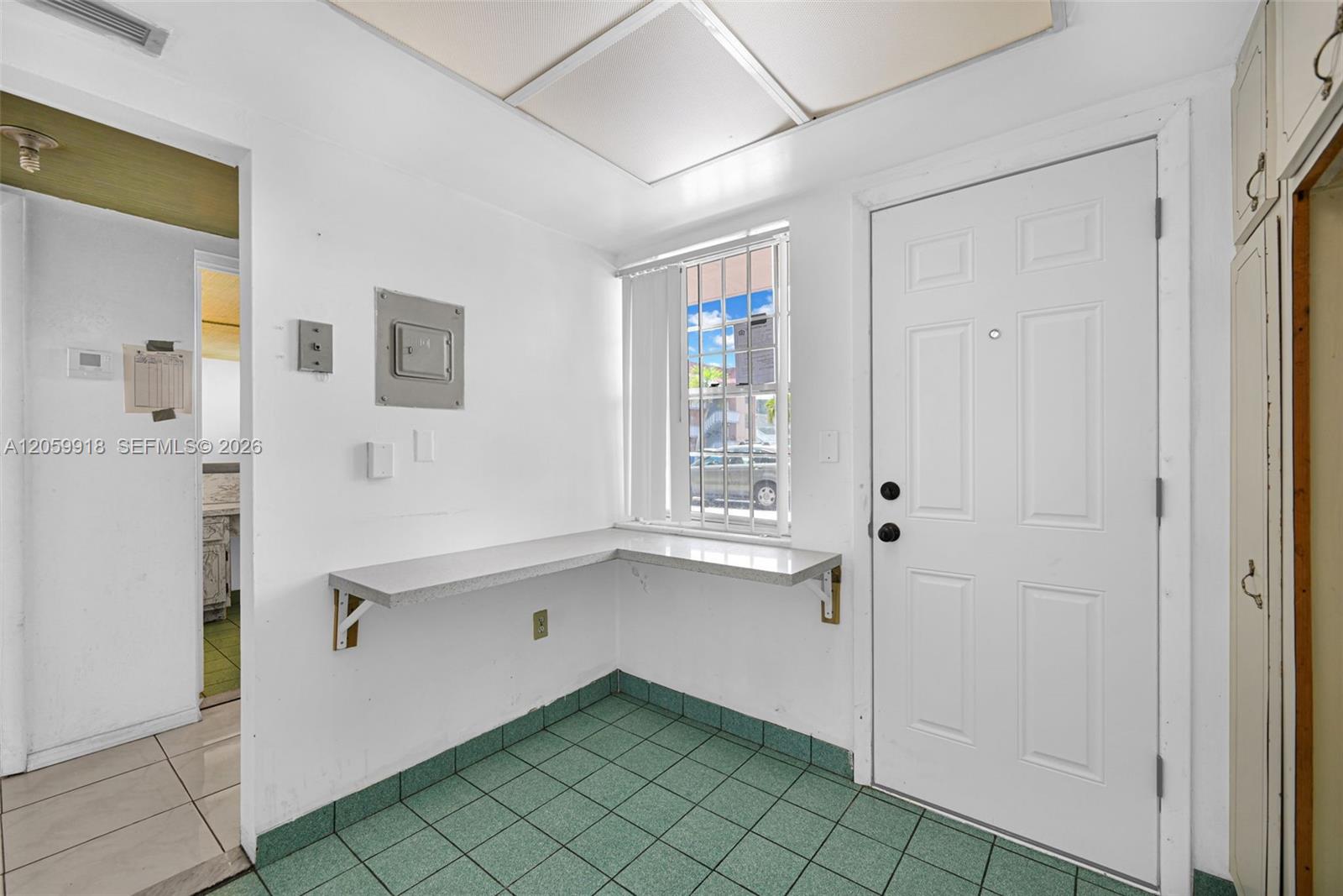 18555 NE 14th Avenue