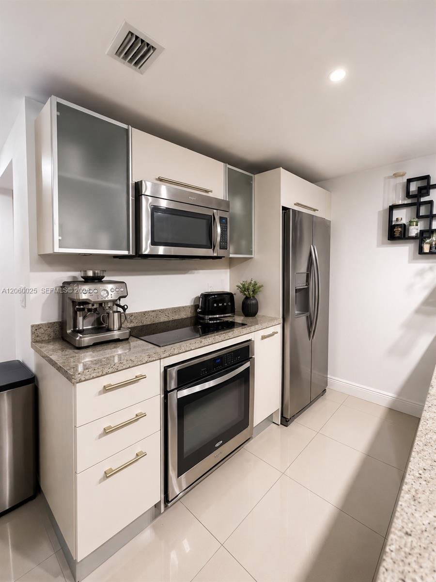185 SW 7th Street