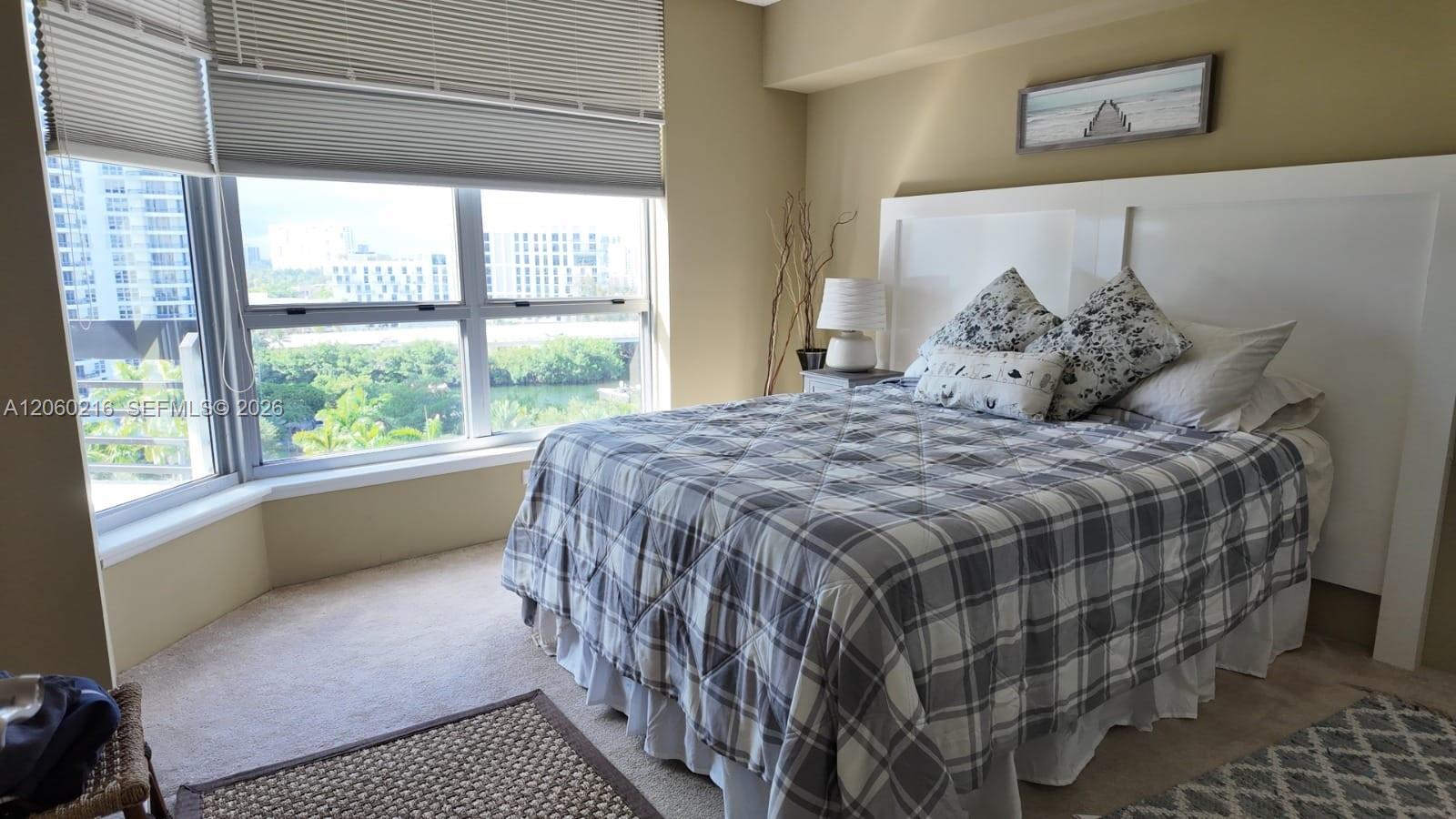 3600 Mystic Pointe Drive