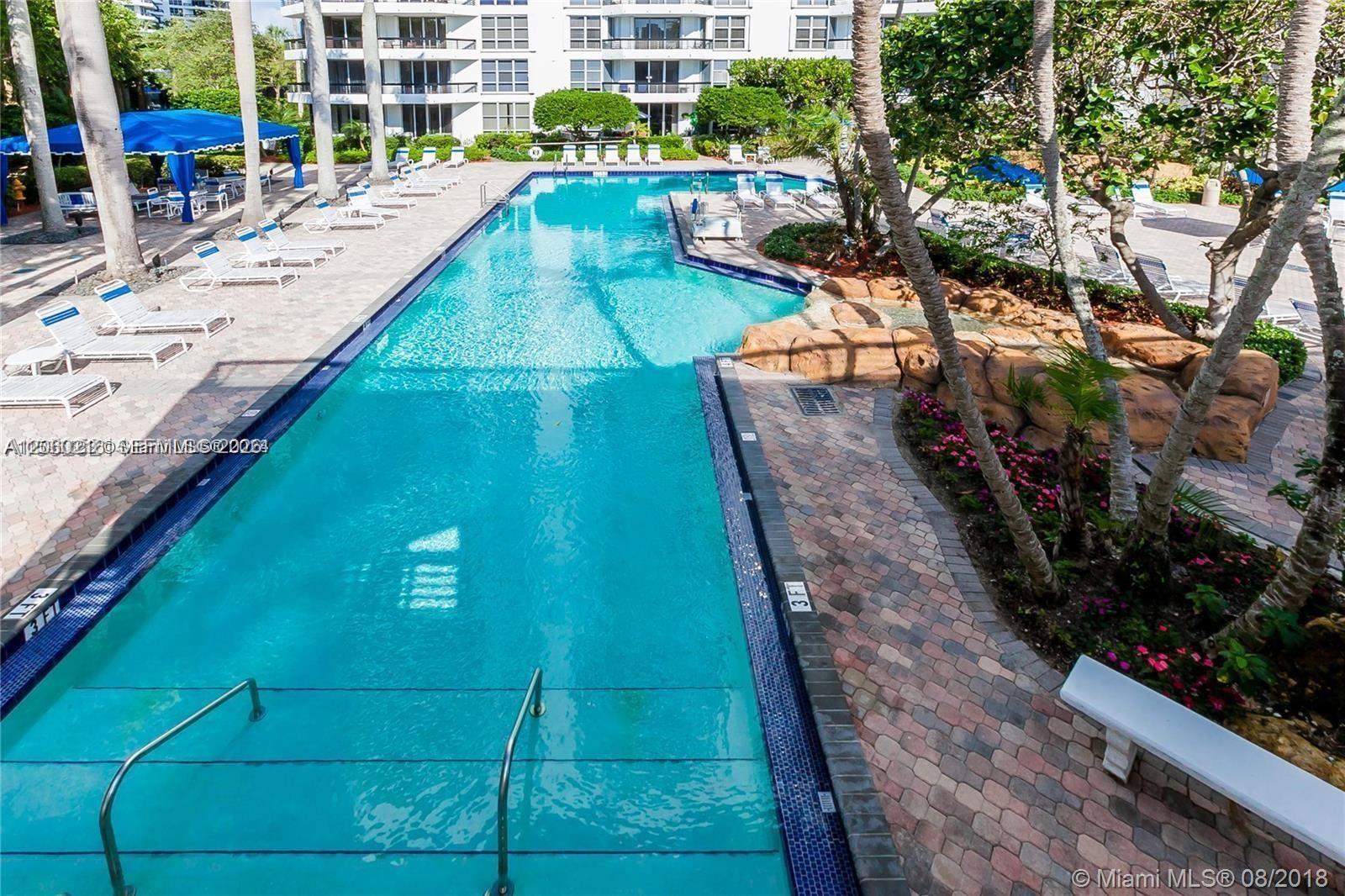3600 Mystic Pointe Drive
