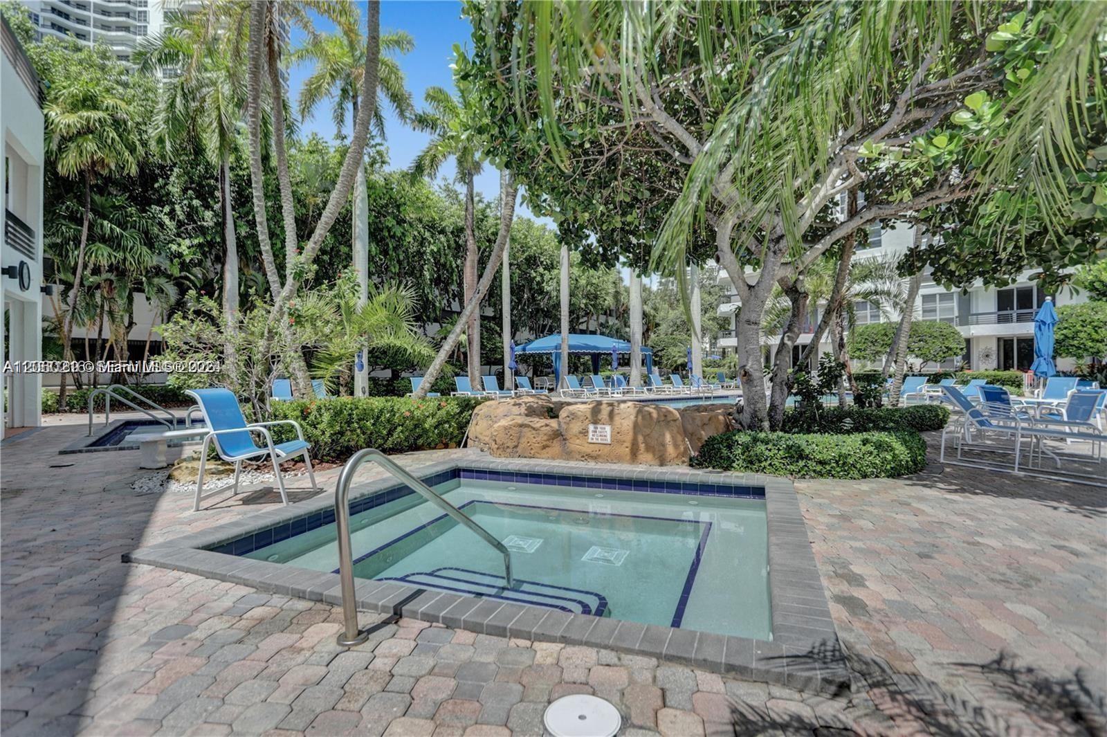 3600 Mystic Pointe Drive