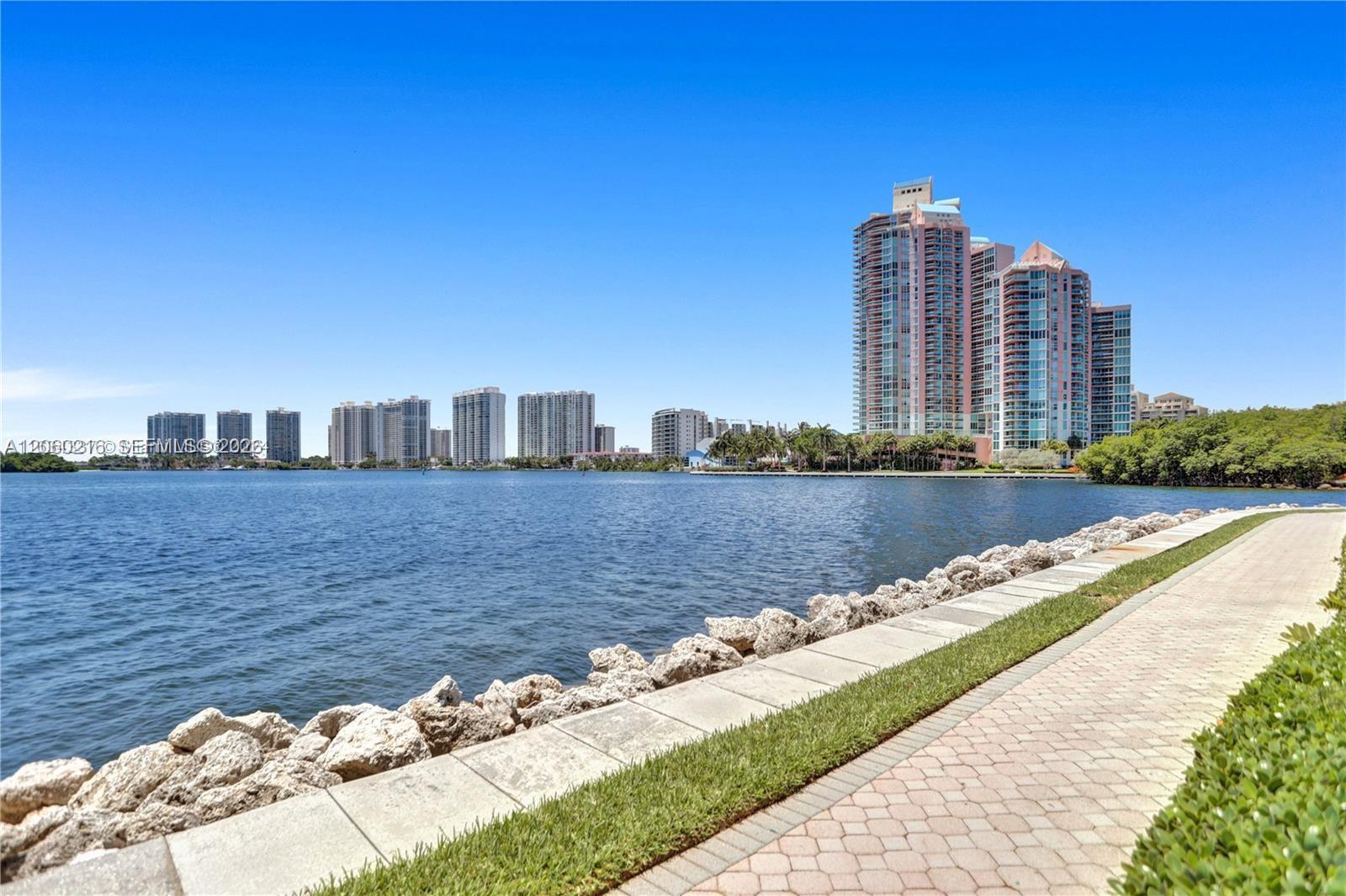 3600 Mystic Pointe Drive