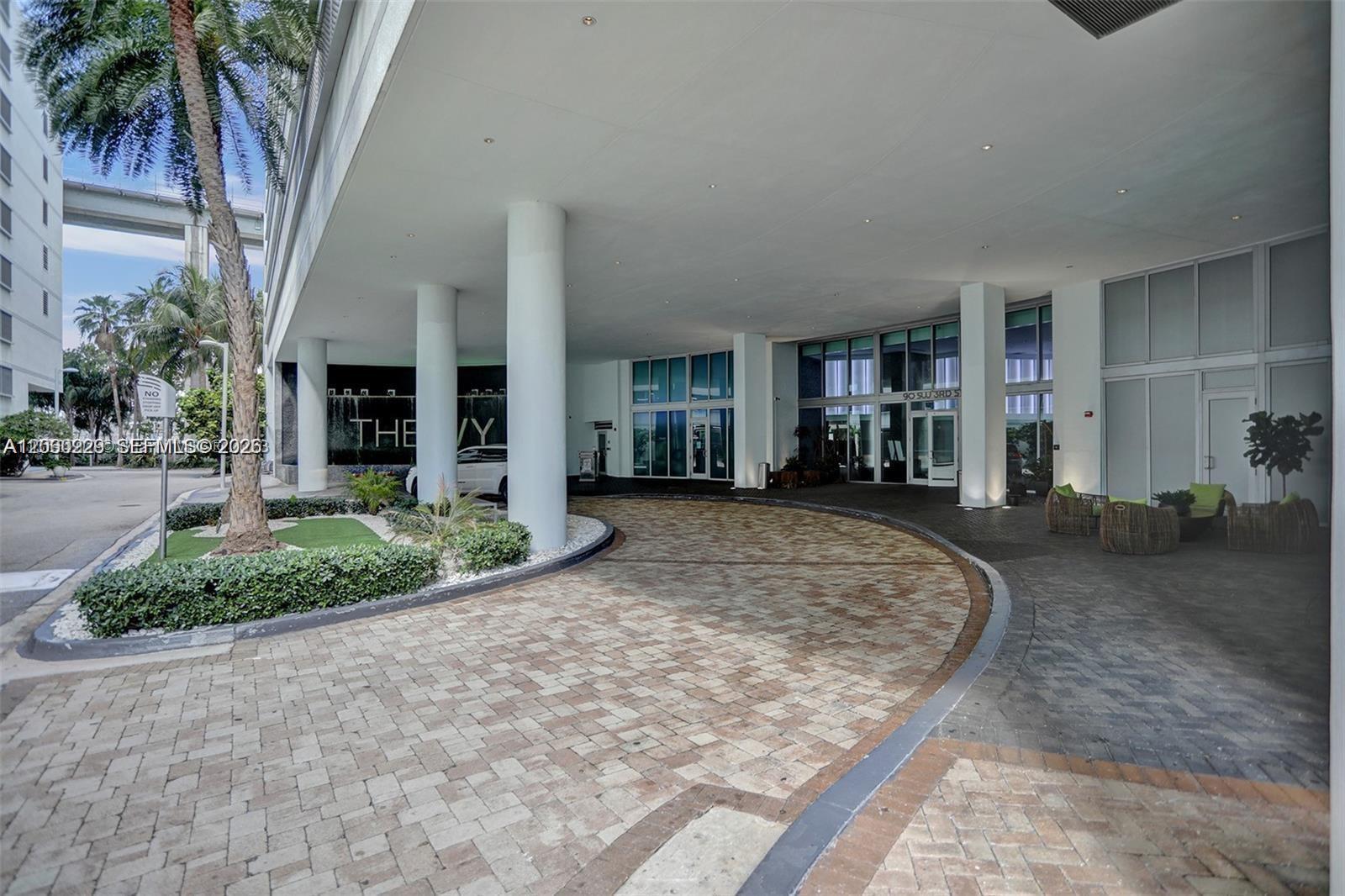 90 SW 3rd Street