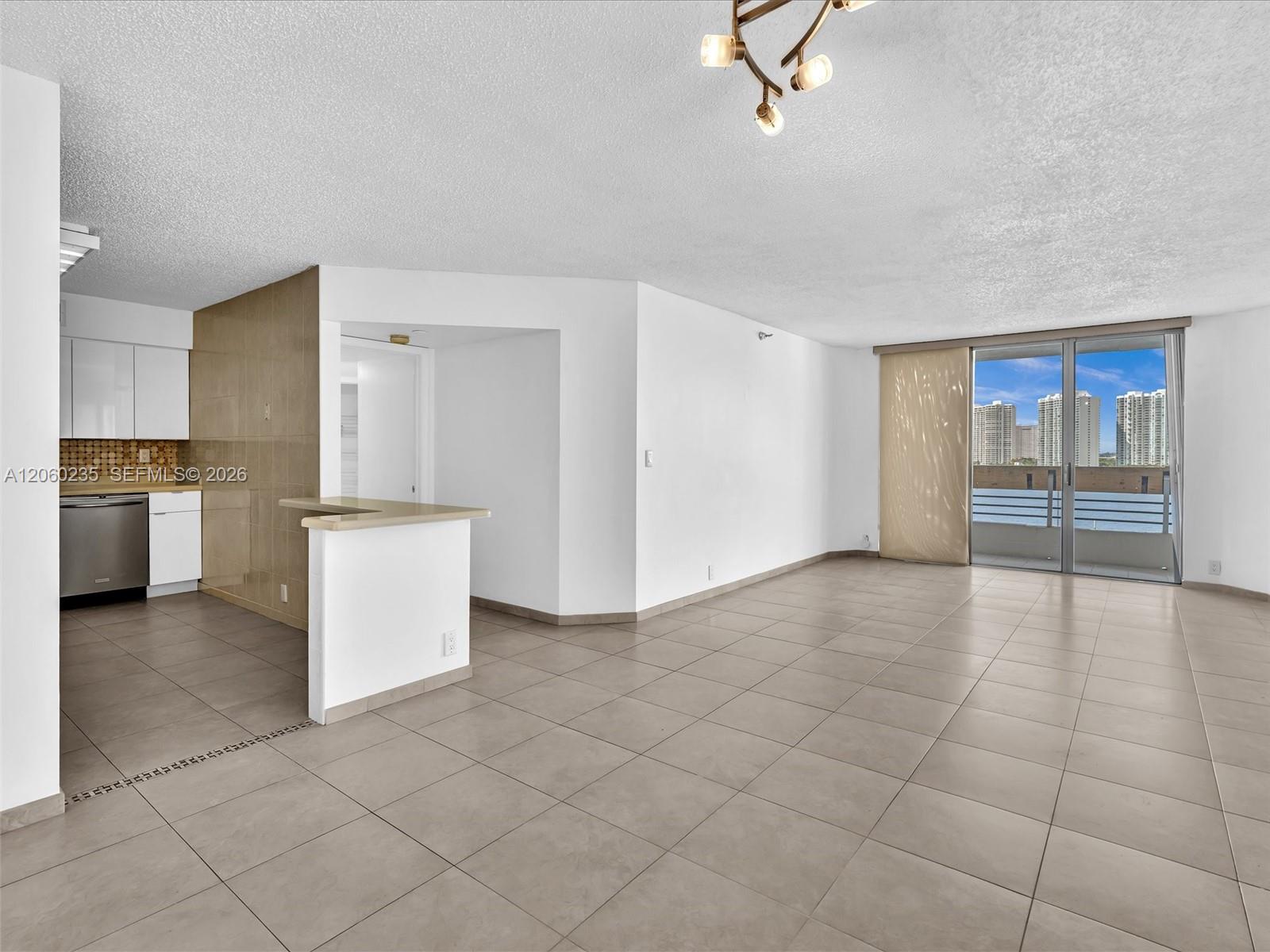3530 Mystic Pointe Drive