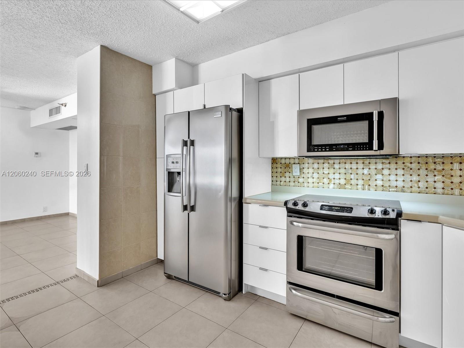 3530 Mystic Pointe Drive
