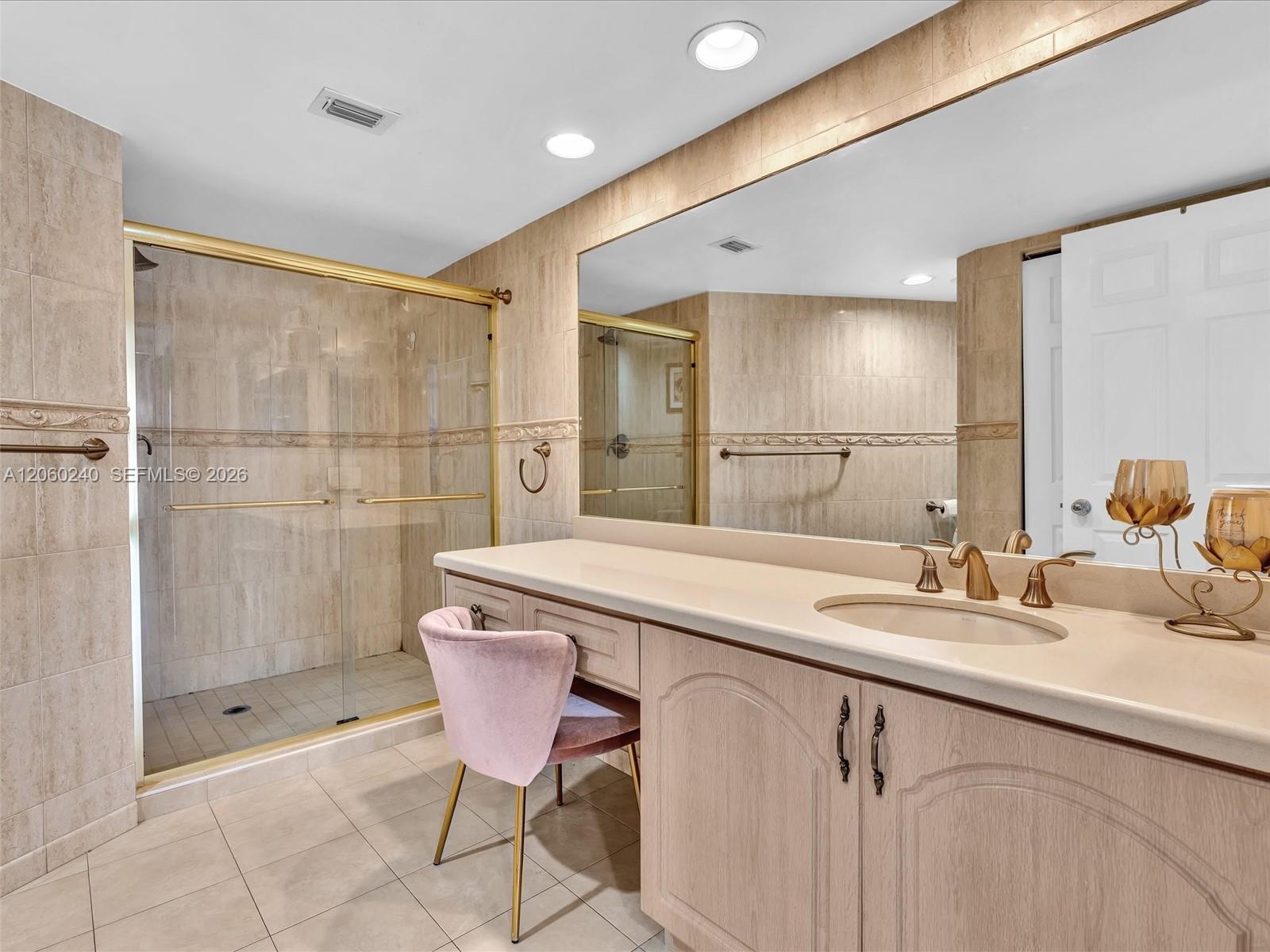 3530 Mystic Pointe Drive
