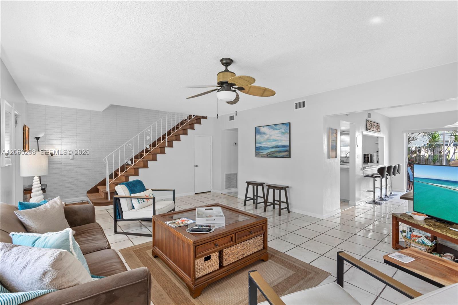 220 SE 12th Avenue