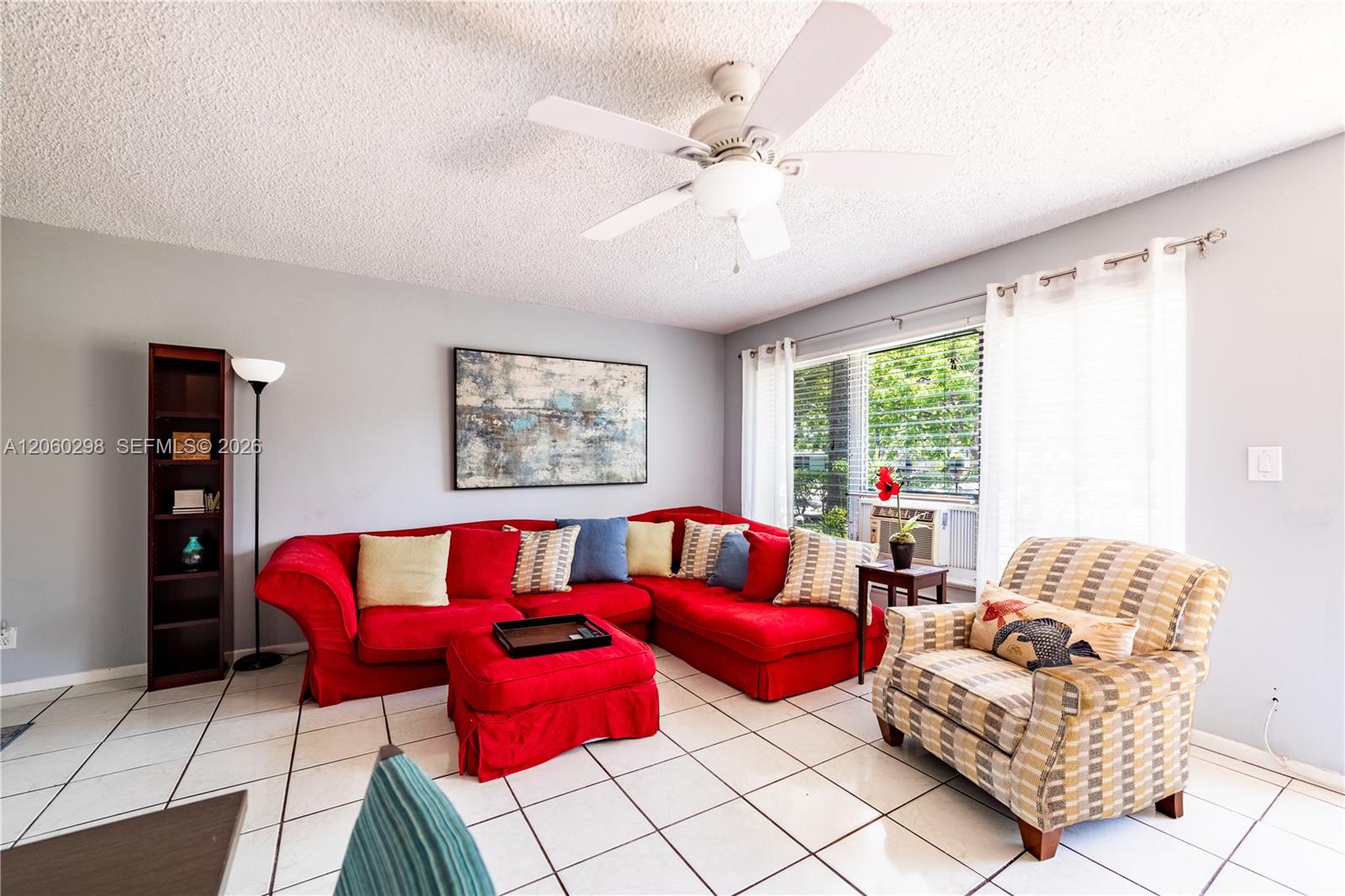 220 SE 12th Avenue