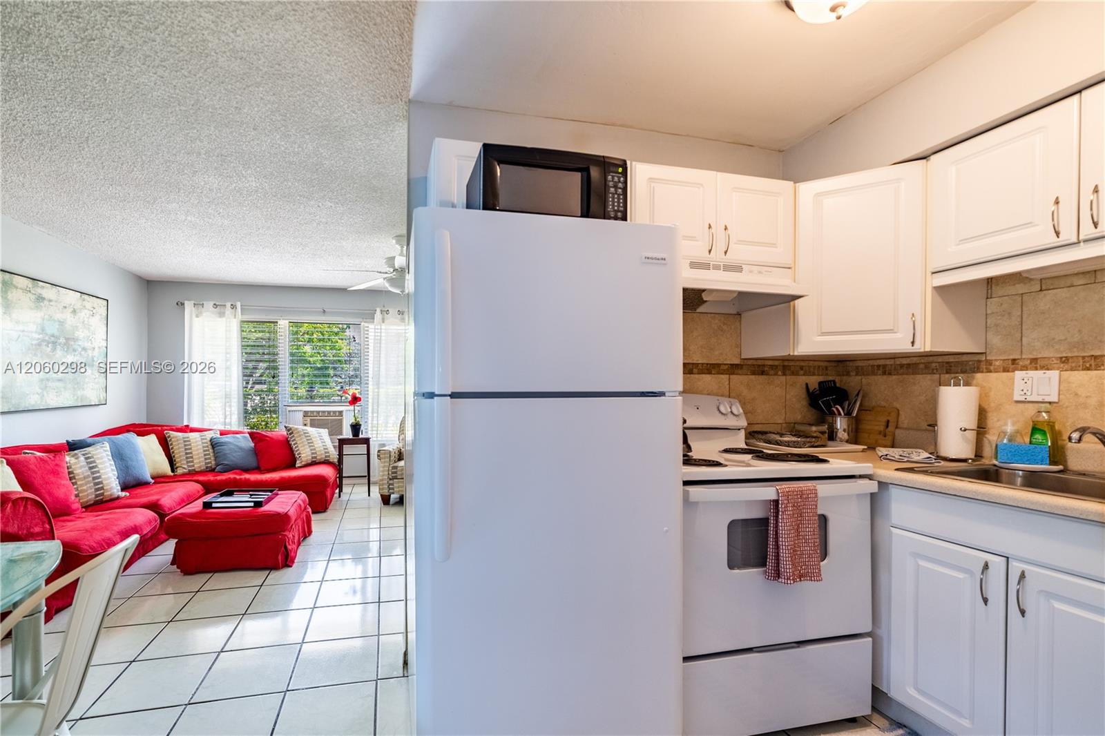 220 SE 12th Avenue