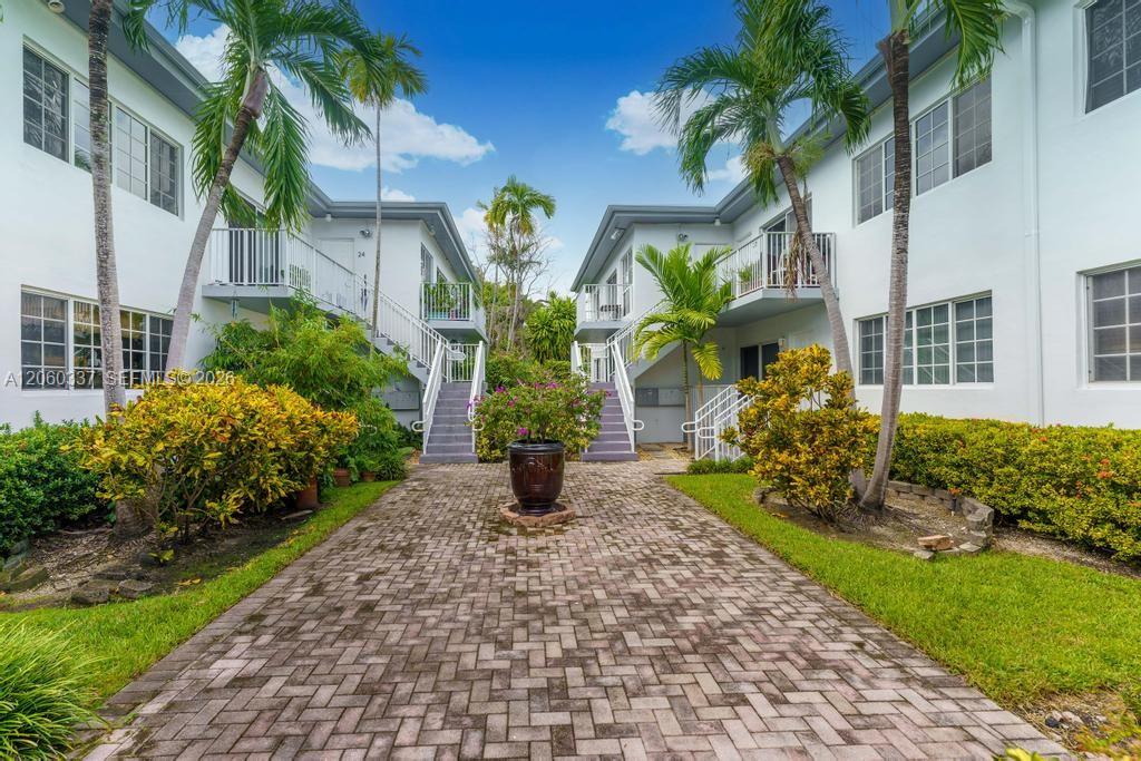 9280 Bay Harbor Terrace