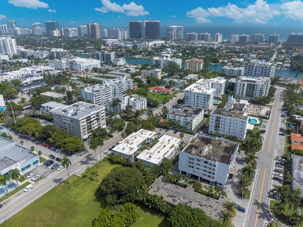 9280 Bay Harbor Terrace