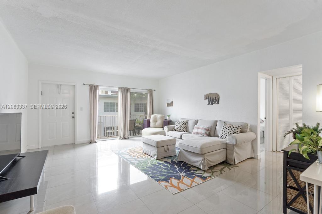 9280 Bay Harbor Terrace