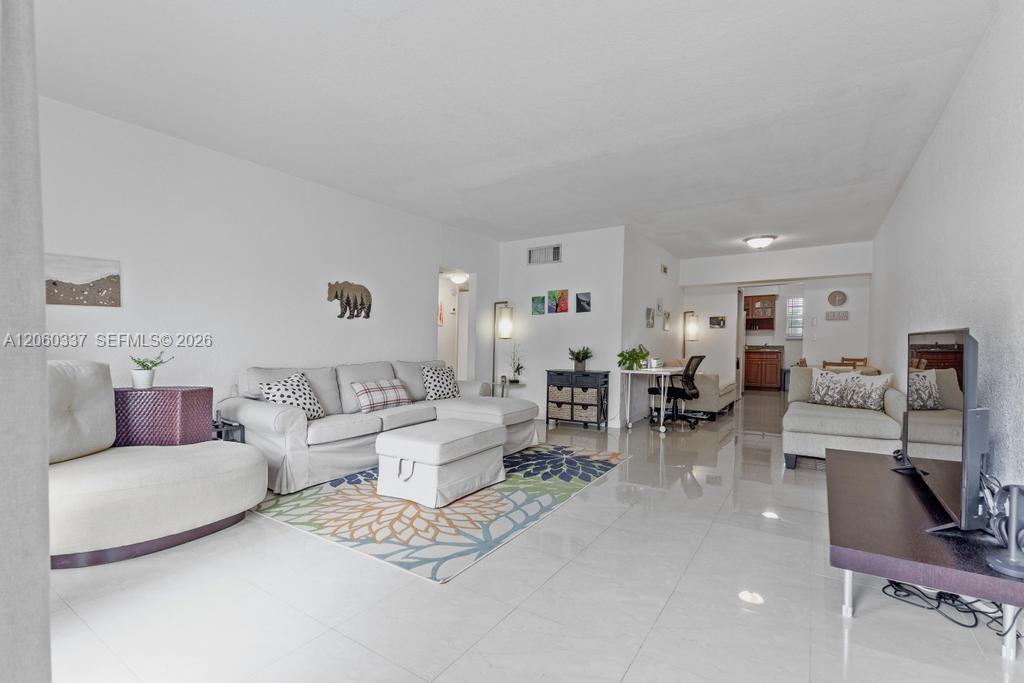9280 Bay Harbor Terrace