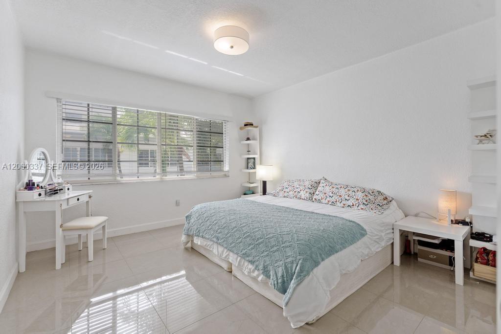 9280 Bay Harbor Terrace