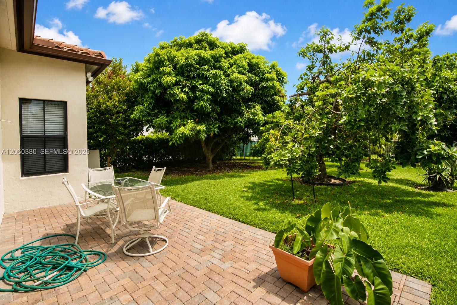 8514 NW 37th Court