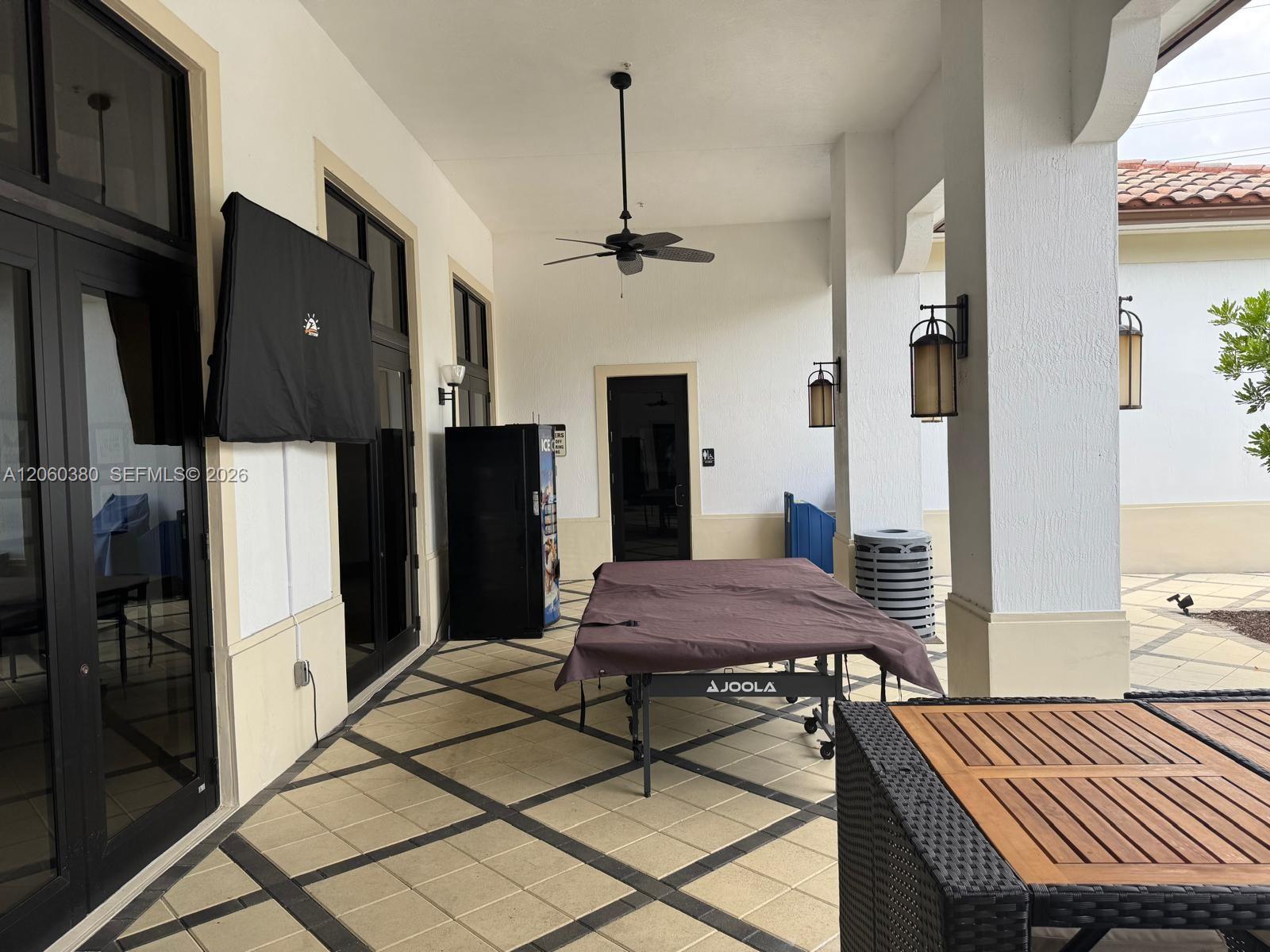 8514 NW 37th Court