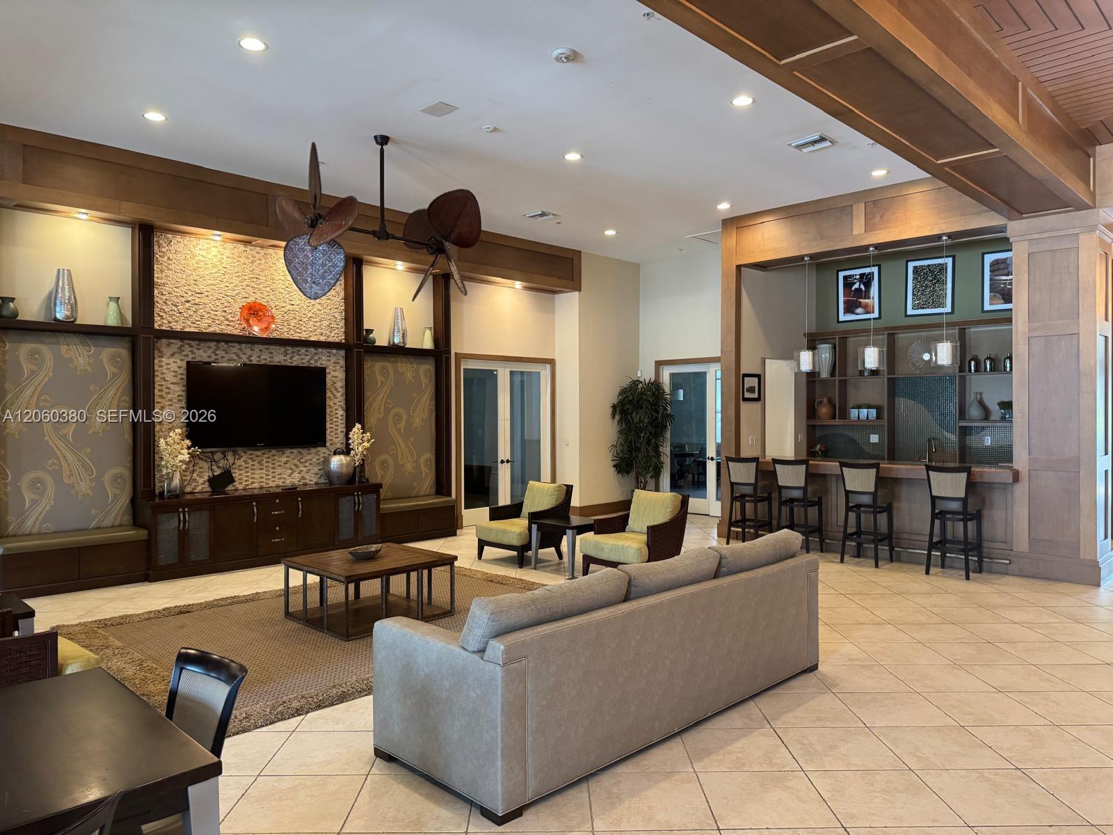 8514 NW 37th Court