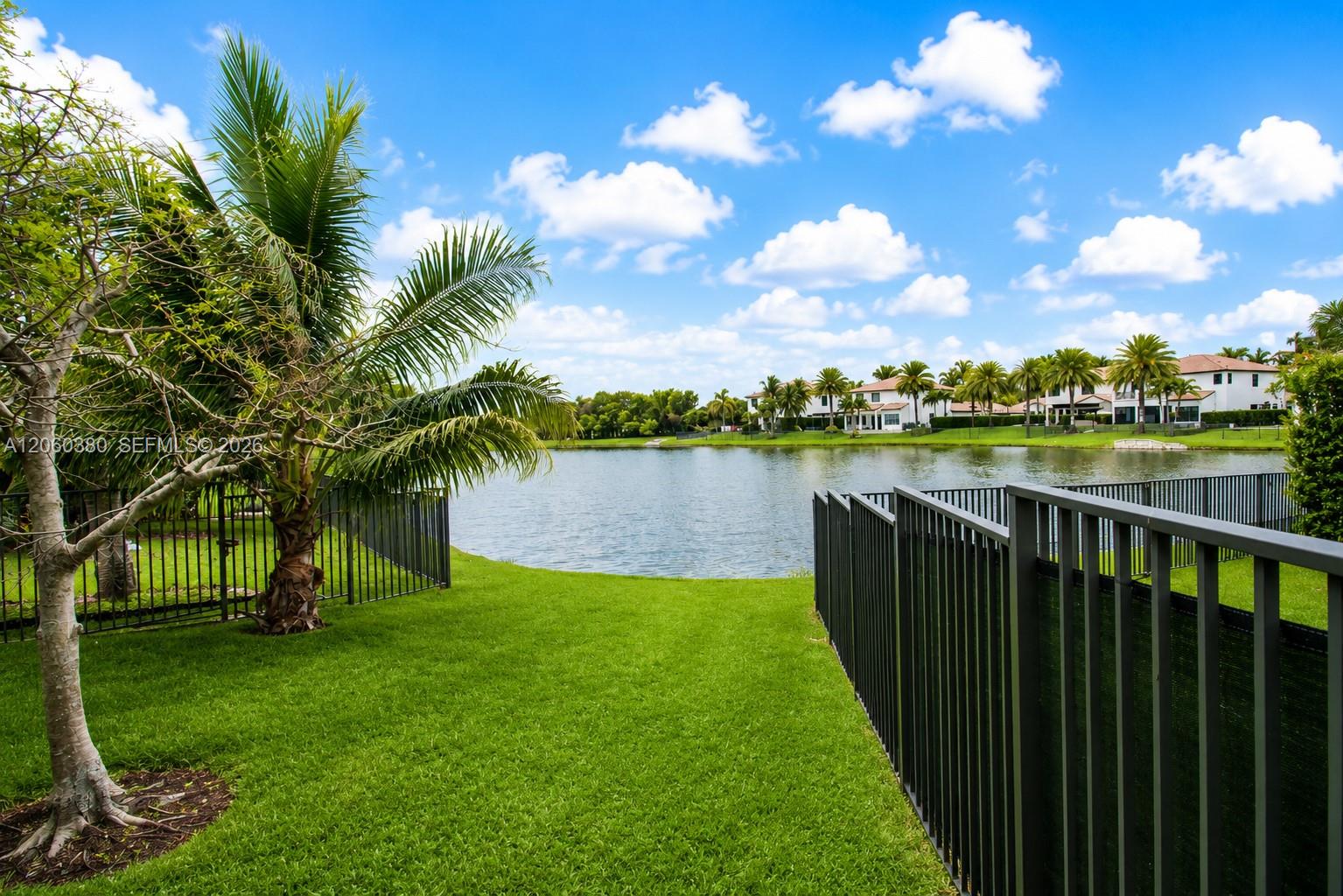 8514 NW 37th Court