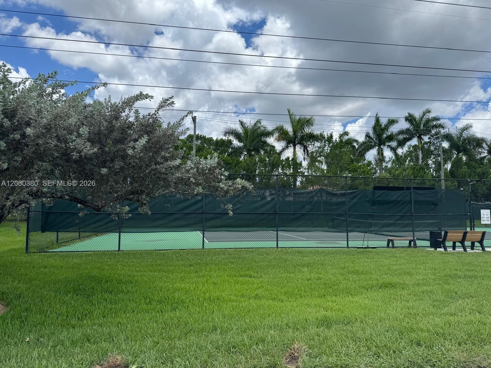 8514 NW 37th Court