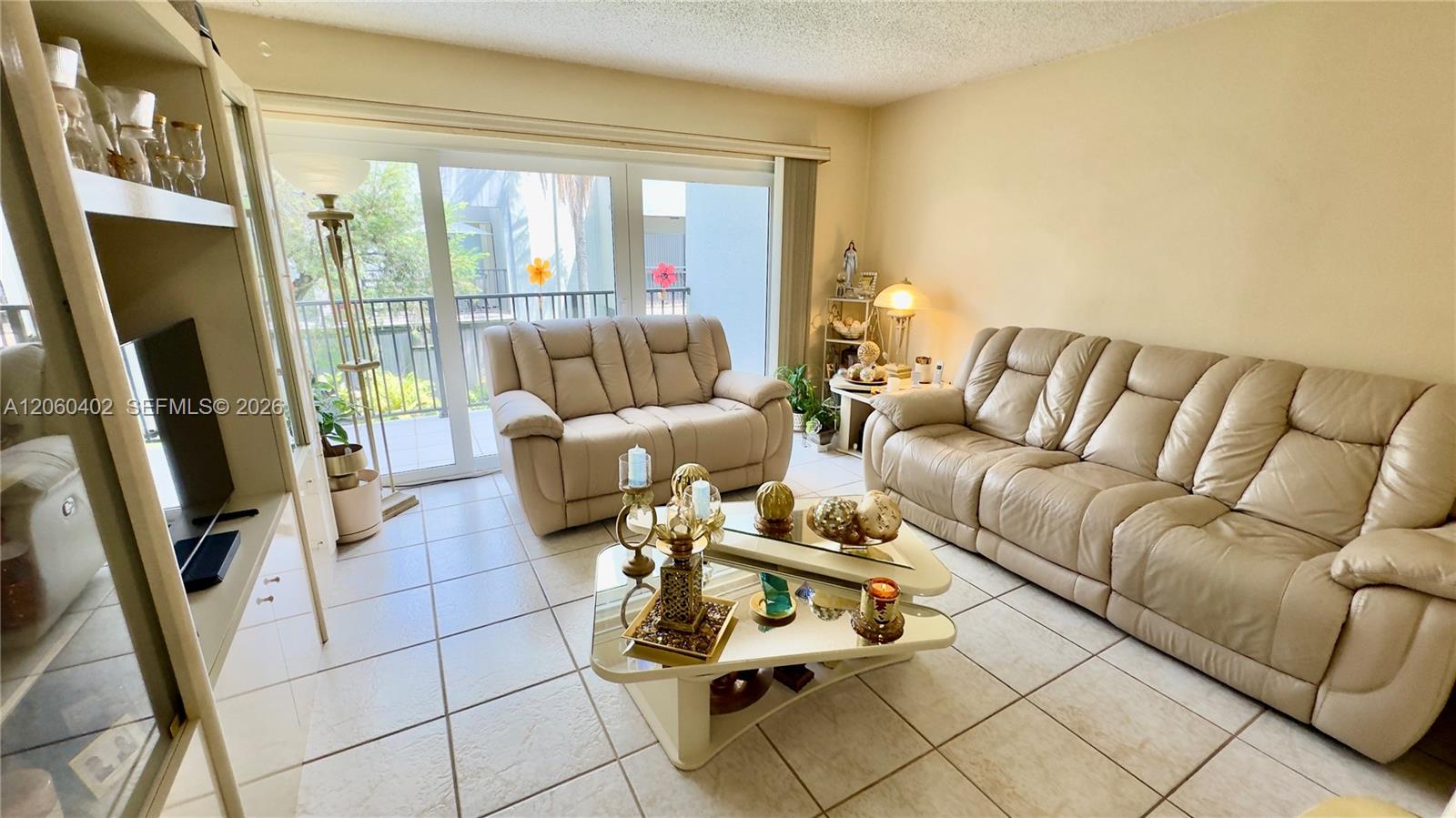 30 NW 87th Avenue