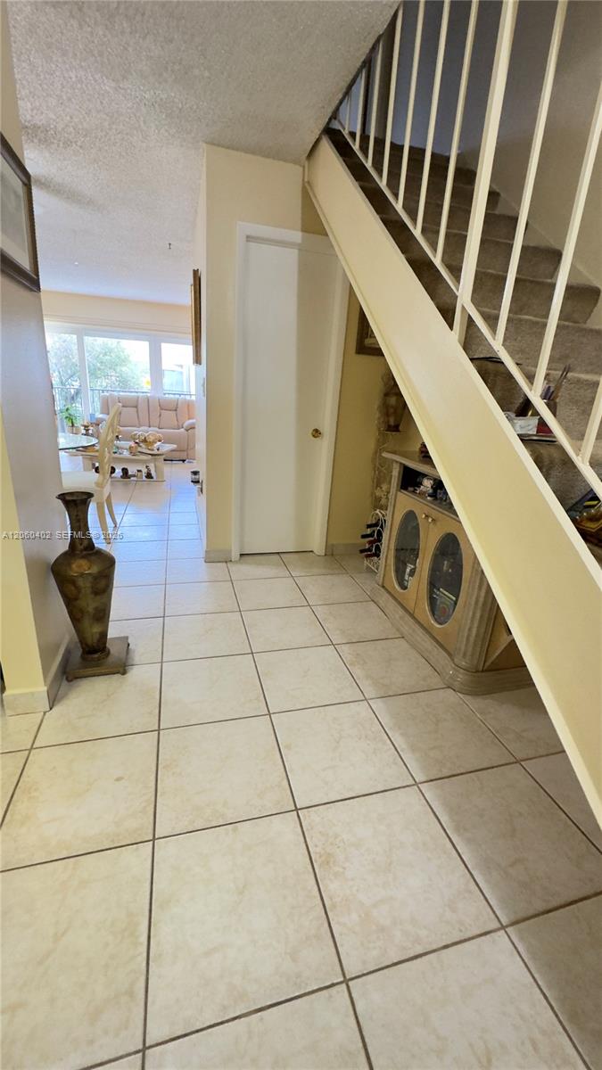 30 NW 87th Avenue
