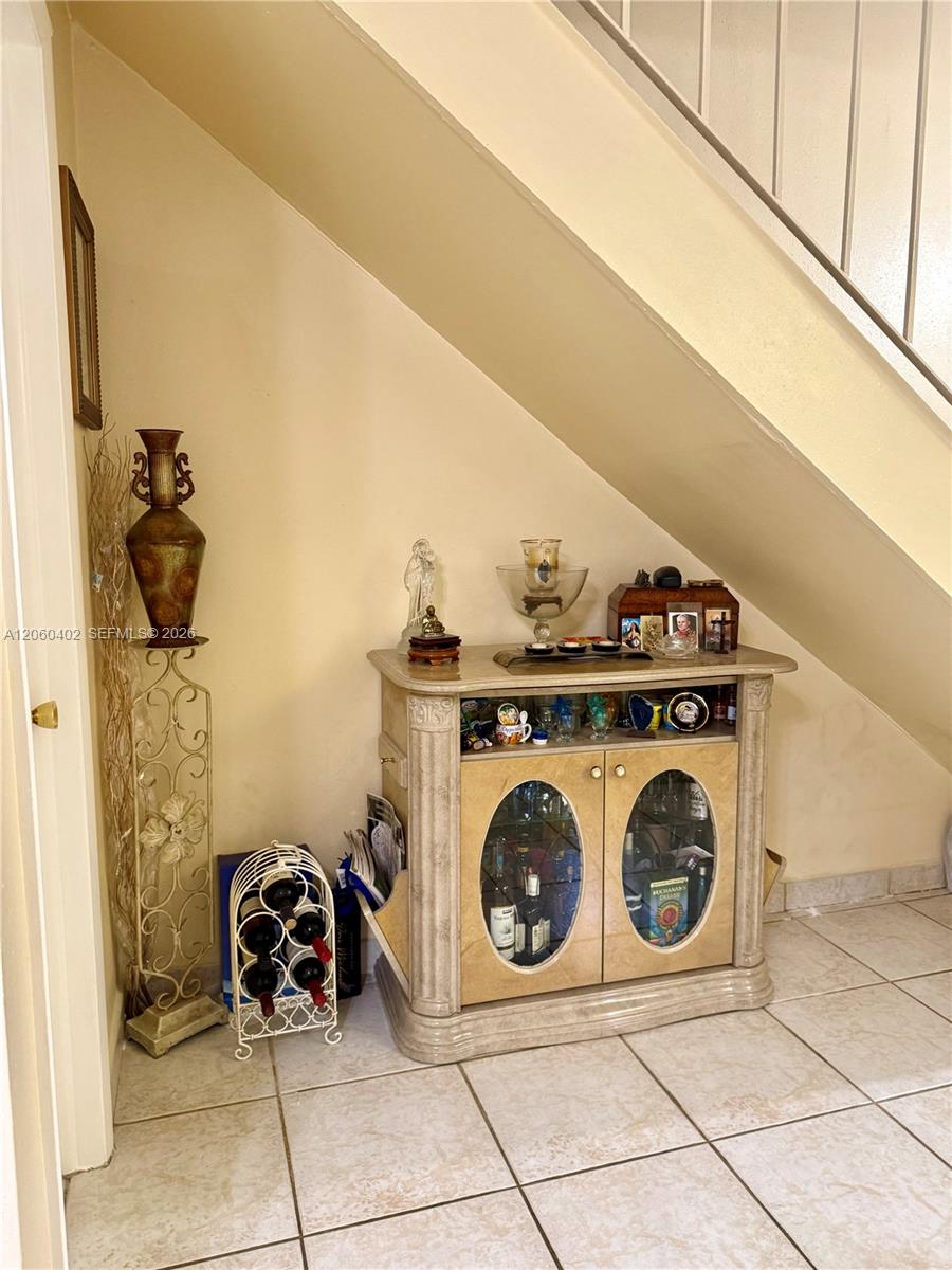 30 NW 87th Avenue