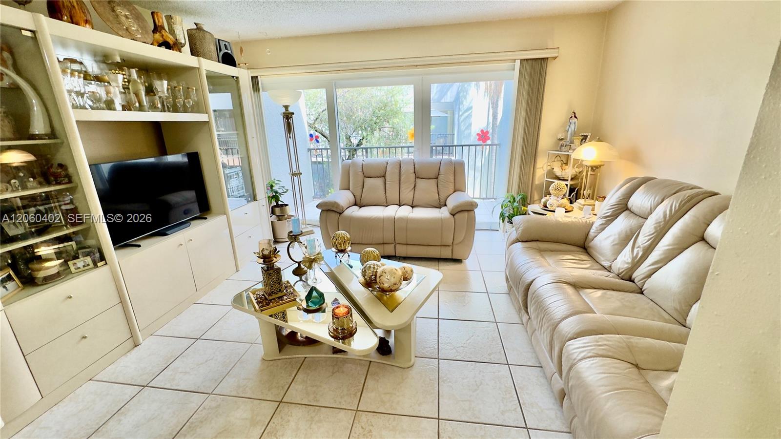 30 NW 87th Avenue