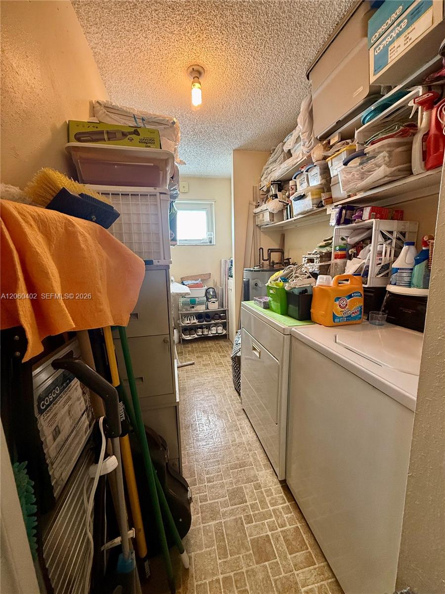 30 NW 87th Avenue