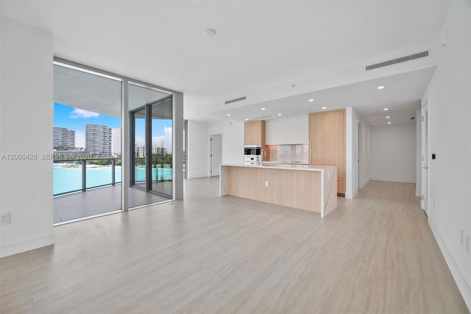2411 Laguna Circle