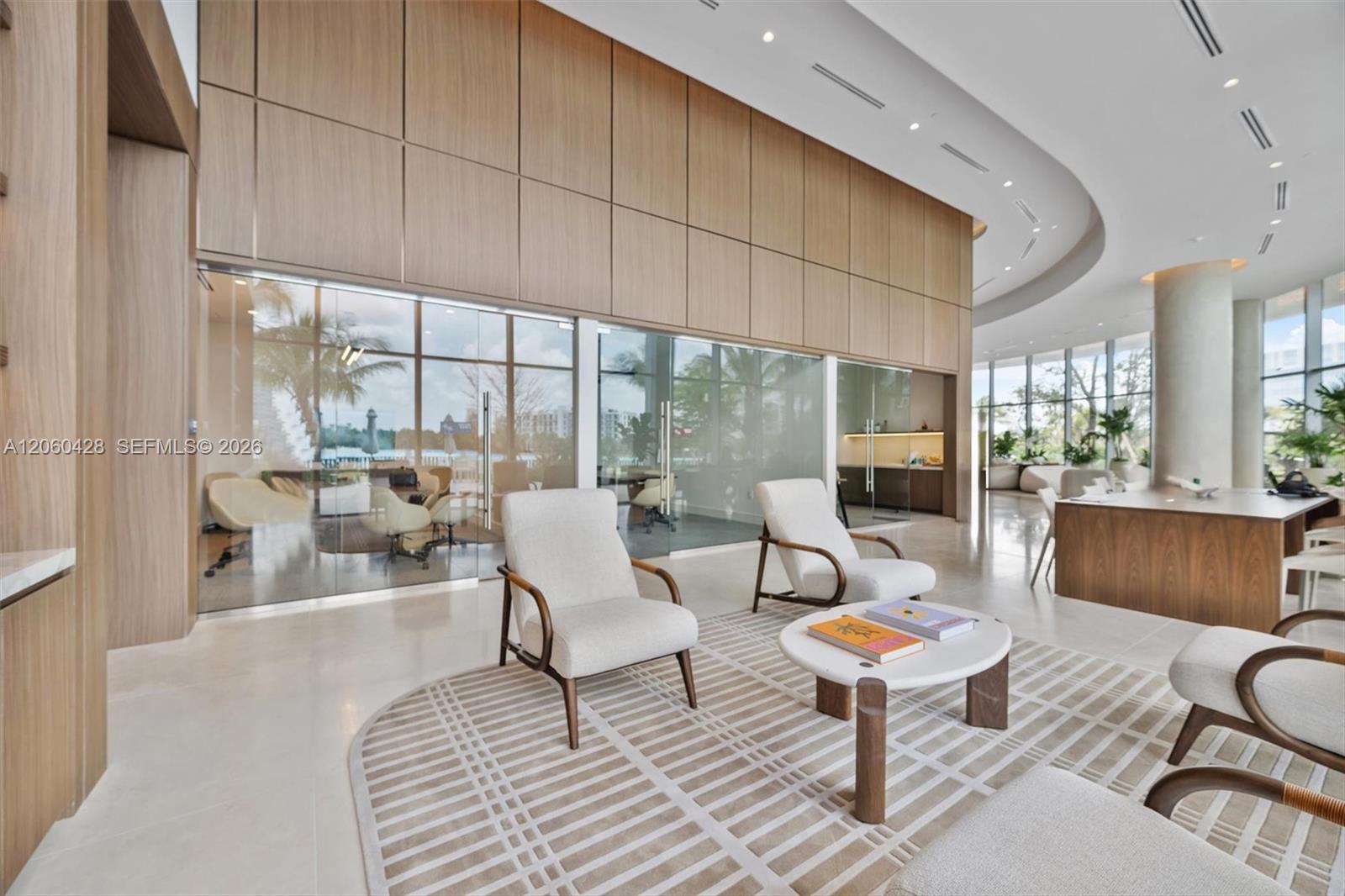 2411 Laguna Circle