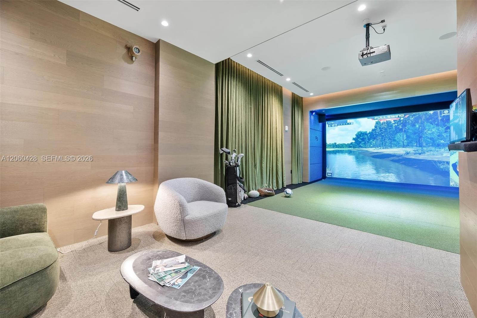 2411 Laguna Circle