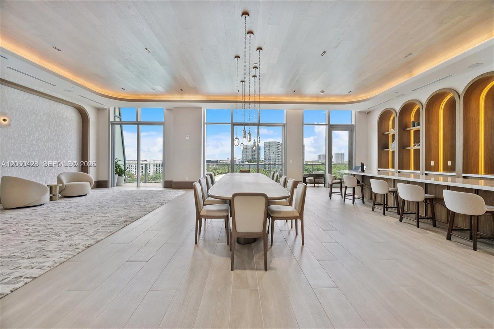 2411 Laguna Circle