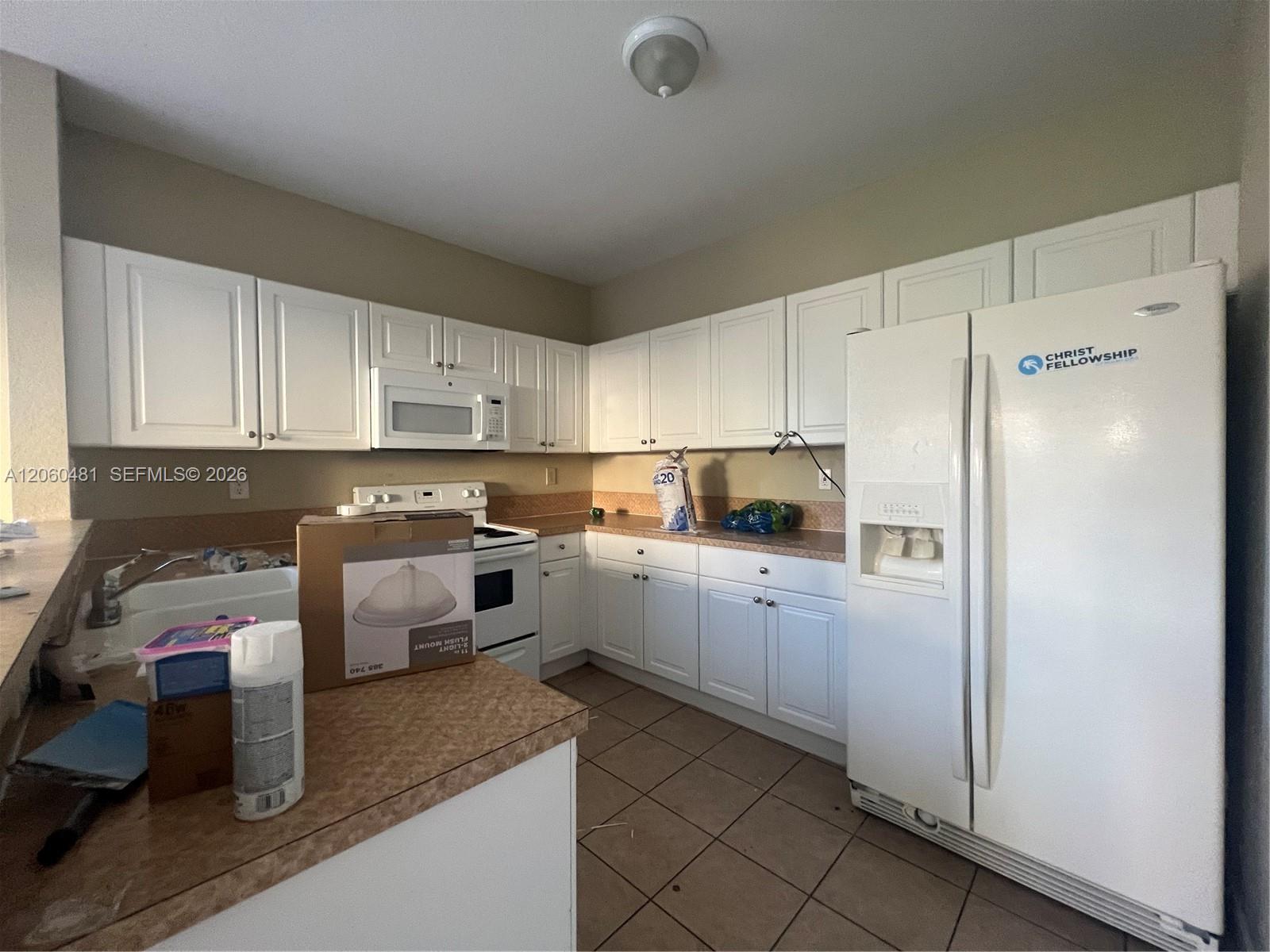 3360 NE 14th Drive
