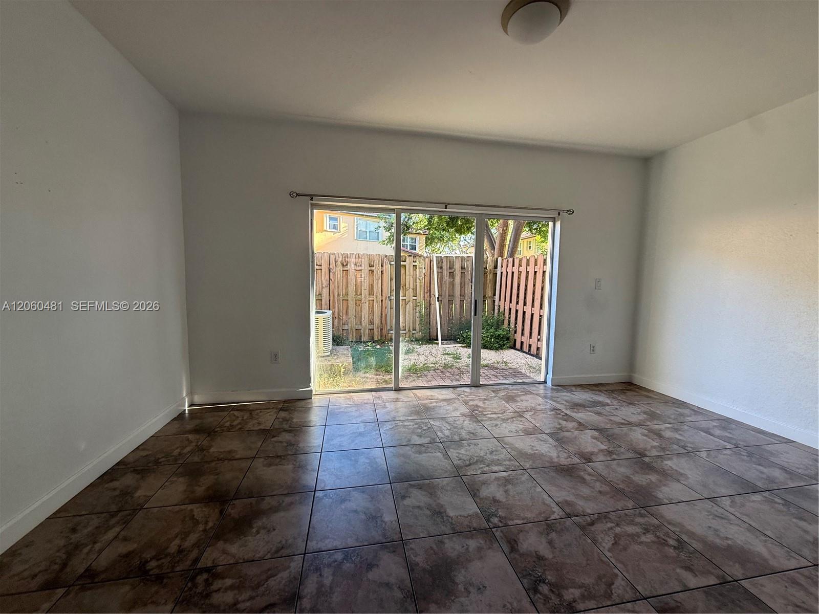3360 NE 14th Drive