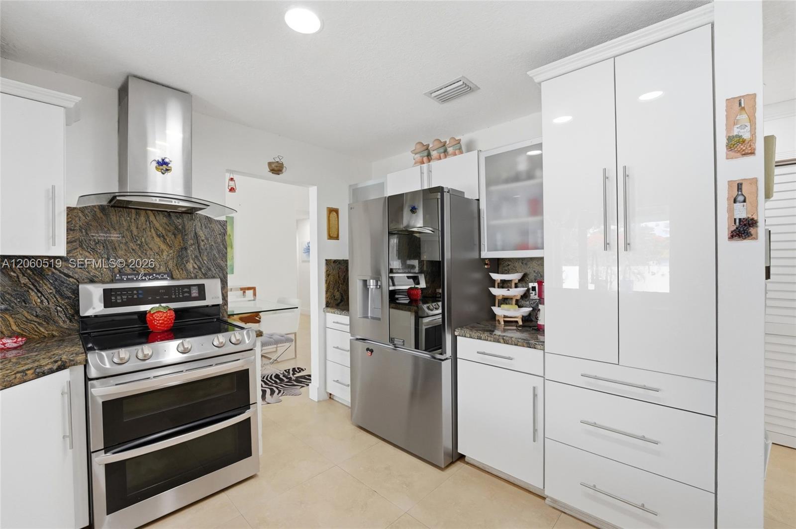 323 NW 136th Place